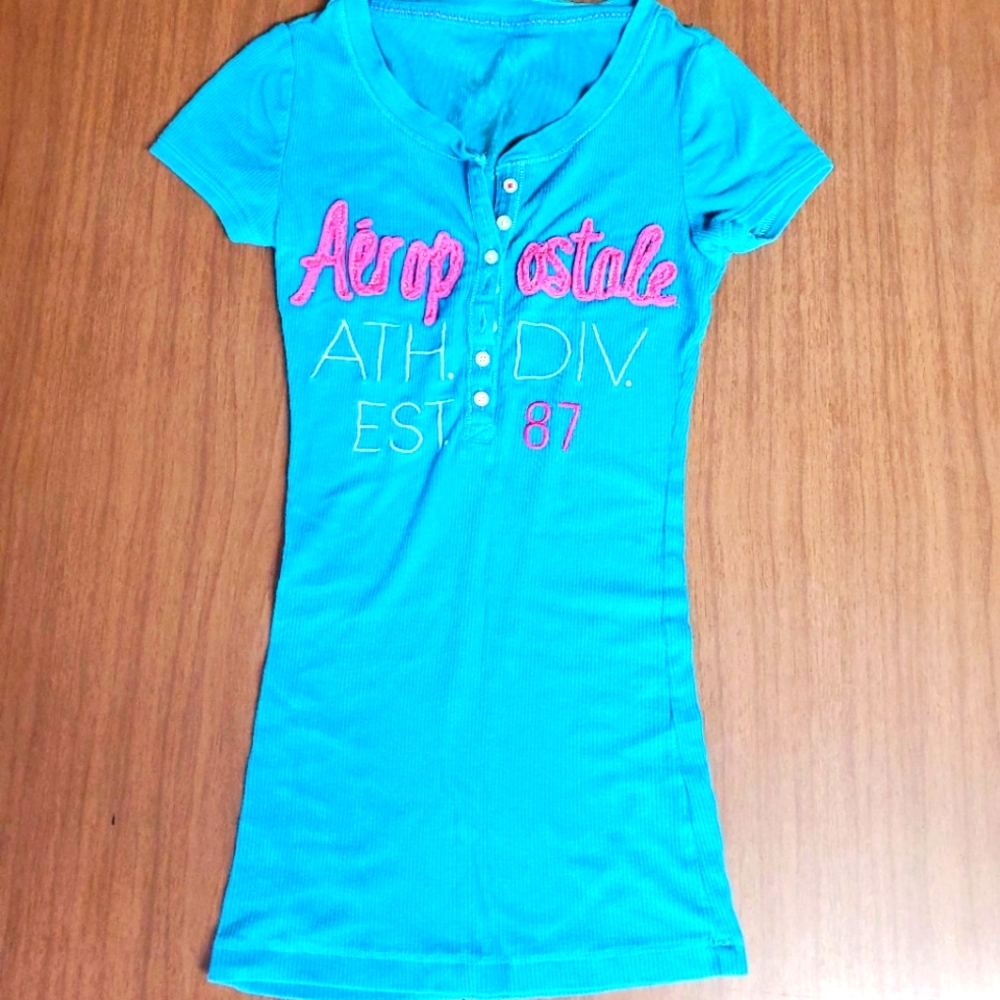 womens short sleeve top